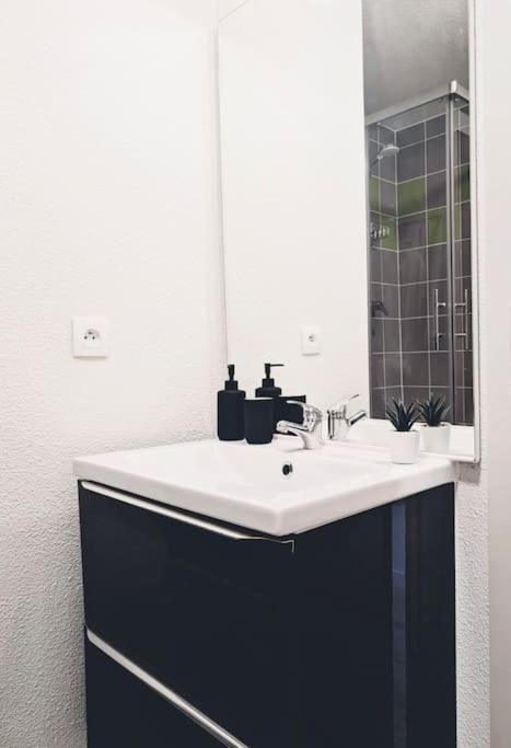 Nid Douillet Apartment Лил Екстериор снимка